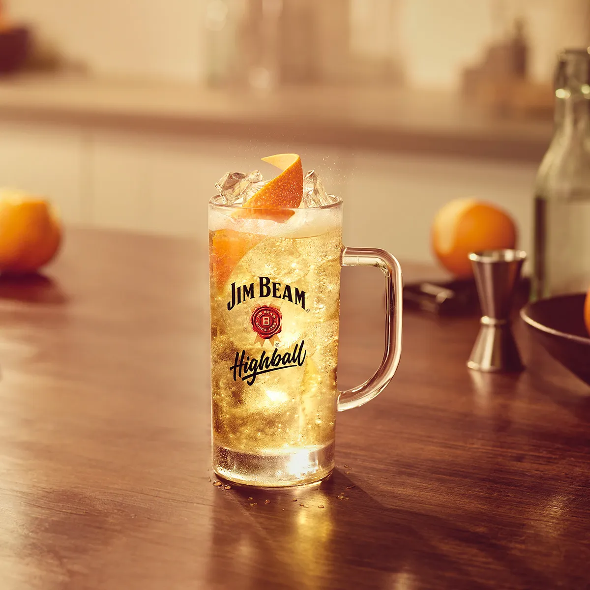 Jim Beam Black Highball cocktail