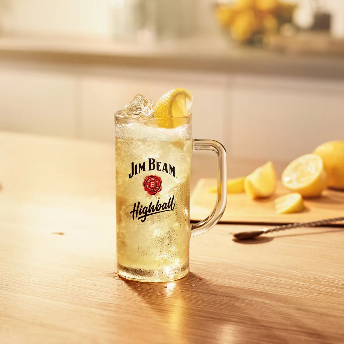 Jim Beam Cocktail Jim Beam and Soda Highball