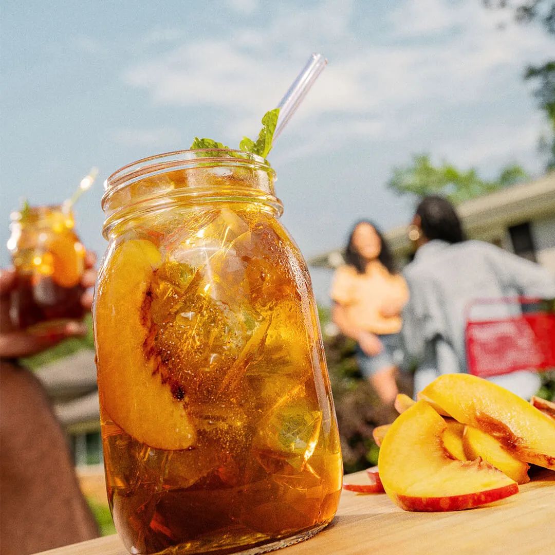 Jim beam Peach & Iced Tea cocktail