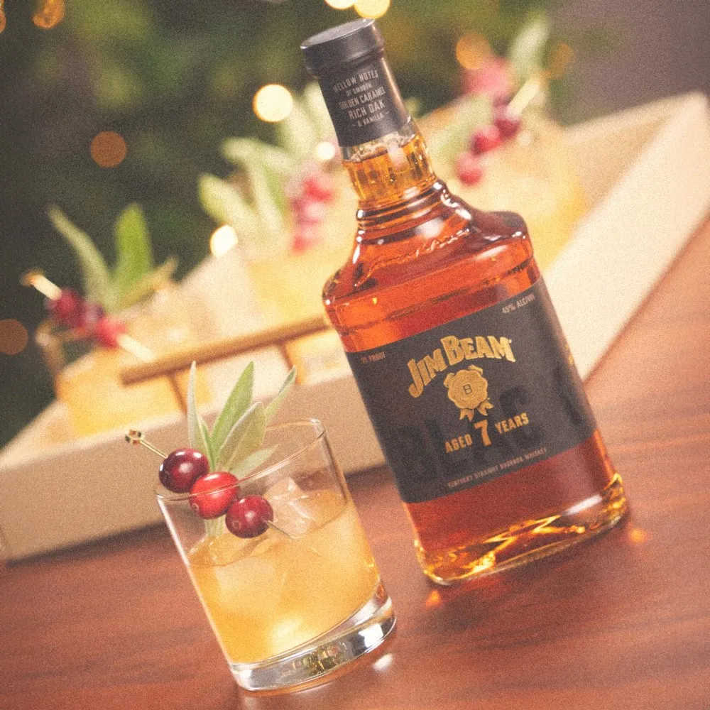 Jim Beam Black Cranberry Bourbon Smash